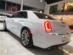 کرایسلەر 300